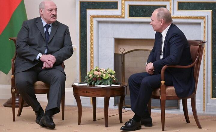 przywódcey Białorusi i Rosji Alaksandr Łukaszenka i Władimir Putin / autor: PAP