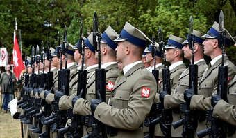 Żołnierze otrzymają podwyżki. Ich zarobki sięgną 10 tys. zł