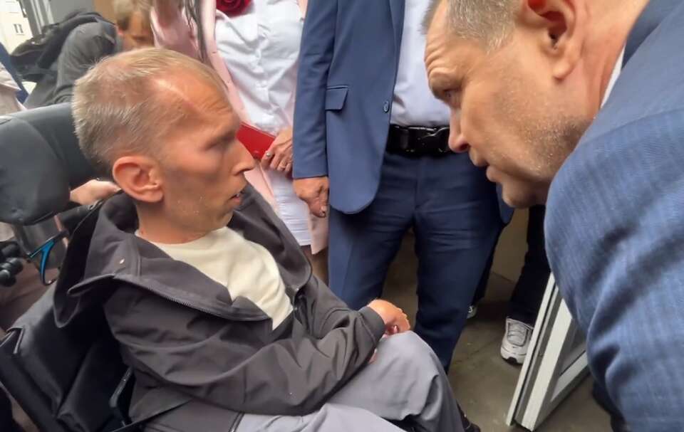 Karol Nawrocki i pan Paweł / autor: X @zaklinaskowron