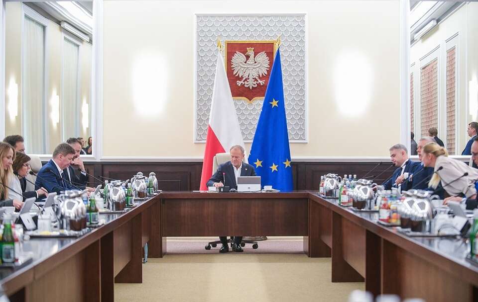 Nadzwyczajne posiedzenie Rady Ministrów / autor: PAP/Marcin Obara