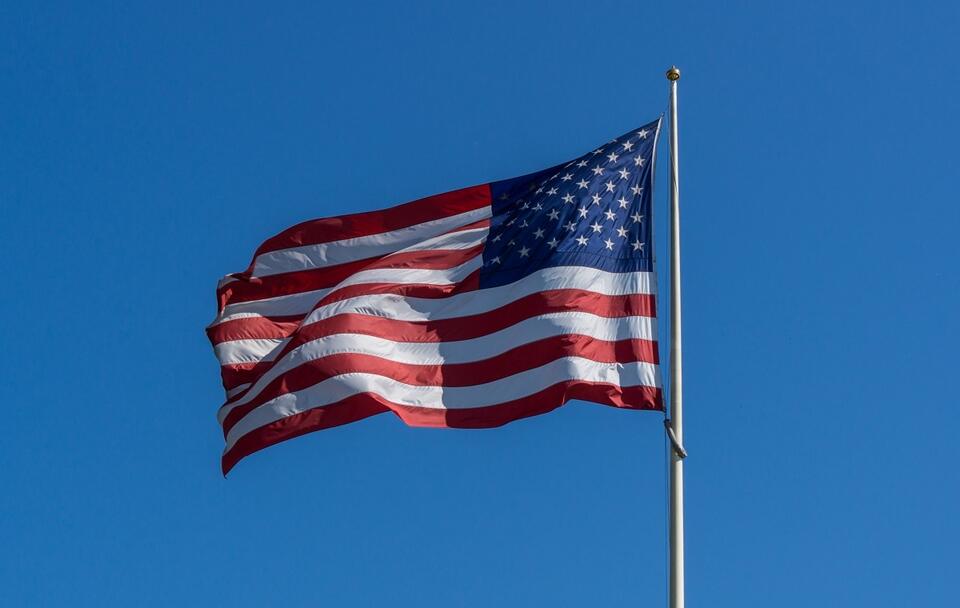 flaga USA - zdjęcie ilustracyjne / autor: Fratria