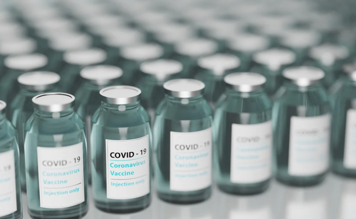 Pożar na budowie producenta szczepionek przeciw Covid-19