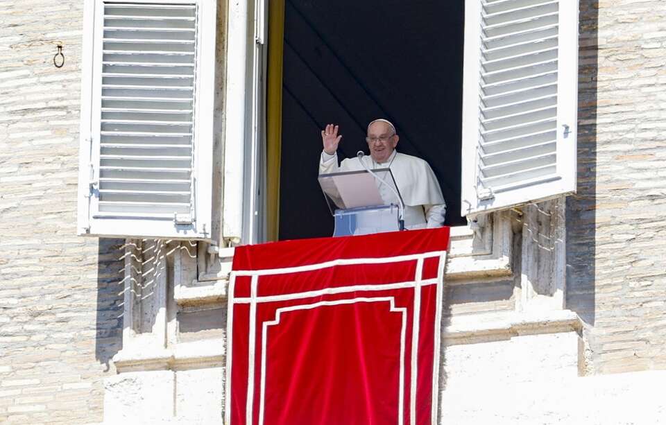 Papież: Dosyć wojny, dosyć ataków, dosyć przemocy!