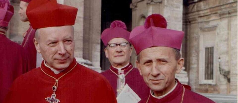 Antoni Baraniak (po prawej) wraz z kardynałem Stefanem Wyszyńskim (po lewej) / autor: Roland von Bagratuni/commons.wikimedia.org
