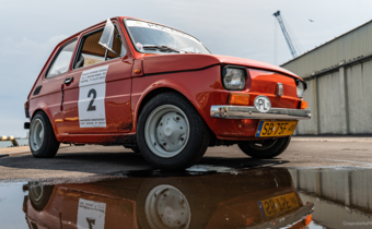 Fiat 126 ponownie wyrusza w wyprawę z Portu Gdynia