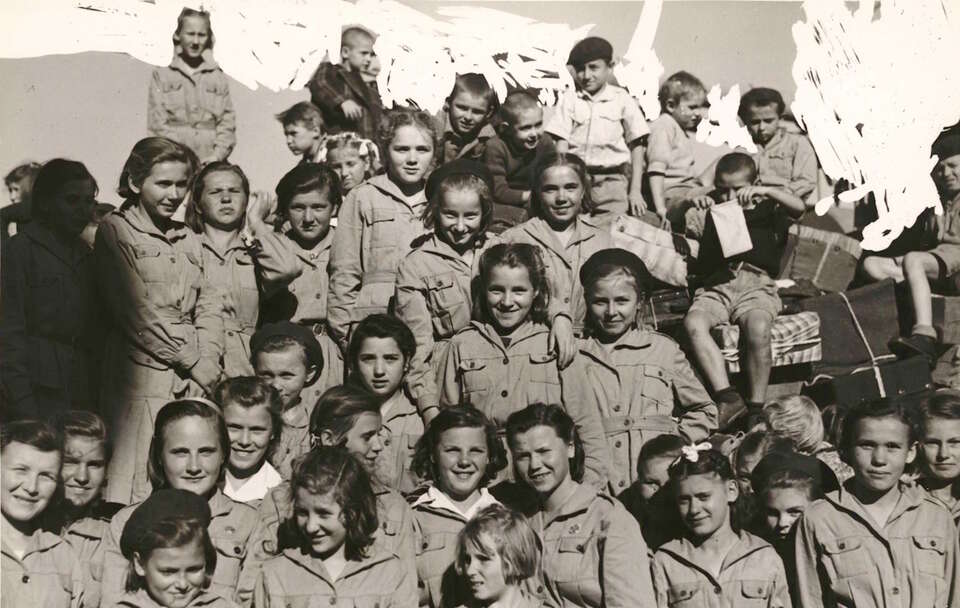 Polskie dzieci w Nowej Zelandii / autor: wikimedia.commons: Archives New Zealandhttps://ndhadeliver.natlib.govt.nz/delivery/DeliveryManagerServlet?dps_pid=IE41005299/https://creativecommons.org/licenses/by/2.0/