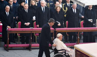 Prezydent i premier obecni na pogrzebie Benedykta XVI