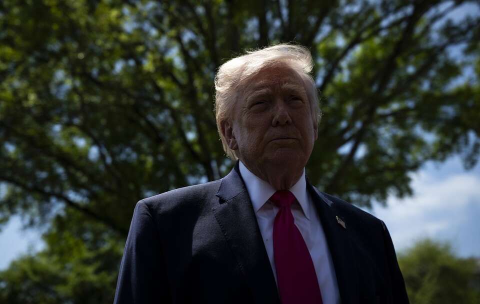 Trump zabrał głos nt. Iranu i sprawy programu jądrowego.  / autor:  EPA/GRAEME SLOAN / POOL Dostawca: PAP/EPA