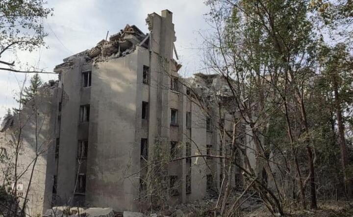 Ostrzelany hotel w Kadijiwce / autor: Facebook