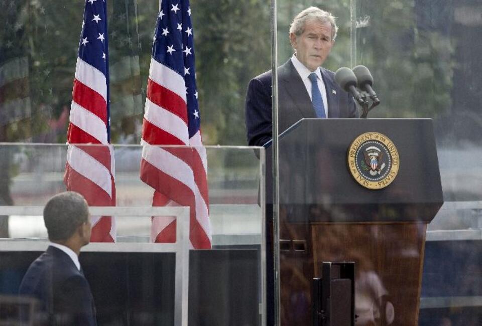 George W. Bush w czasie obchodów 10 rocznicy ataków z 9 września 2001 roku. Fot. PAP/EPA