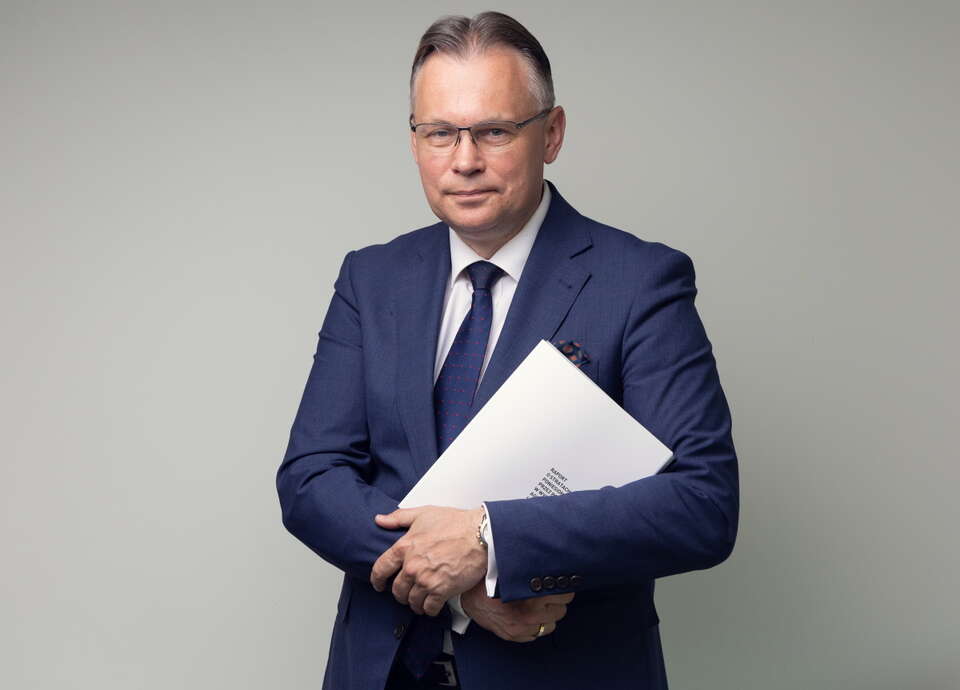 Traktat z Niemcami do zmiany! "Nowa umowa zlikwiduje asymetrię"
