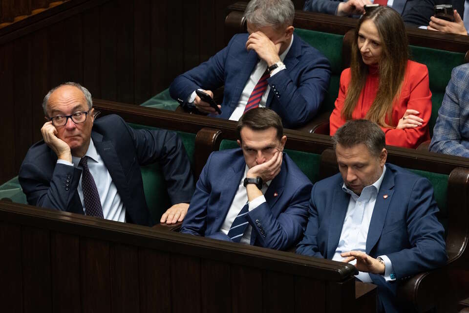 Czerwoni wrócili w przebraniu „demokracji walczącej” / W. Czarzasty, Szłapka, M. Kierwiński  w Sejmie / autor: Fratria