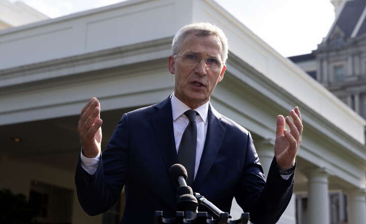 Chiny dzielą się z Rosją technologiami - uważa Jens Stoltenberg / autor: MICHAEL REYNOLDS/EPA/PAP