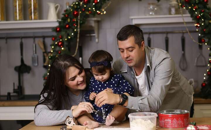 Wsparcie emocjonalne czy okazywane w dzieciństwie ciepło rodziny odgrywają niezwykle istotną rolę w kształtowaniu długoterminowego zdrowia / autor: Pixabay