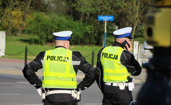 Policja / autor: Fratria