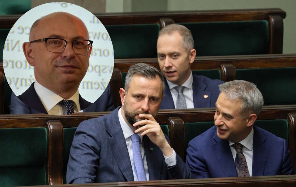 W koalicji rządzącej spór o wybór Mateusza Szpytmy na nowego prezesa IPN. Szef PSL Władysław Kosiniak-Kamysz, Cezary Tomczyk z KO oraz Krzysztof Gawkowski z Lewicy na sali posiedzeń Sejmu. / autor: Fratria/PAP/Paweł Supernak