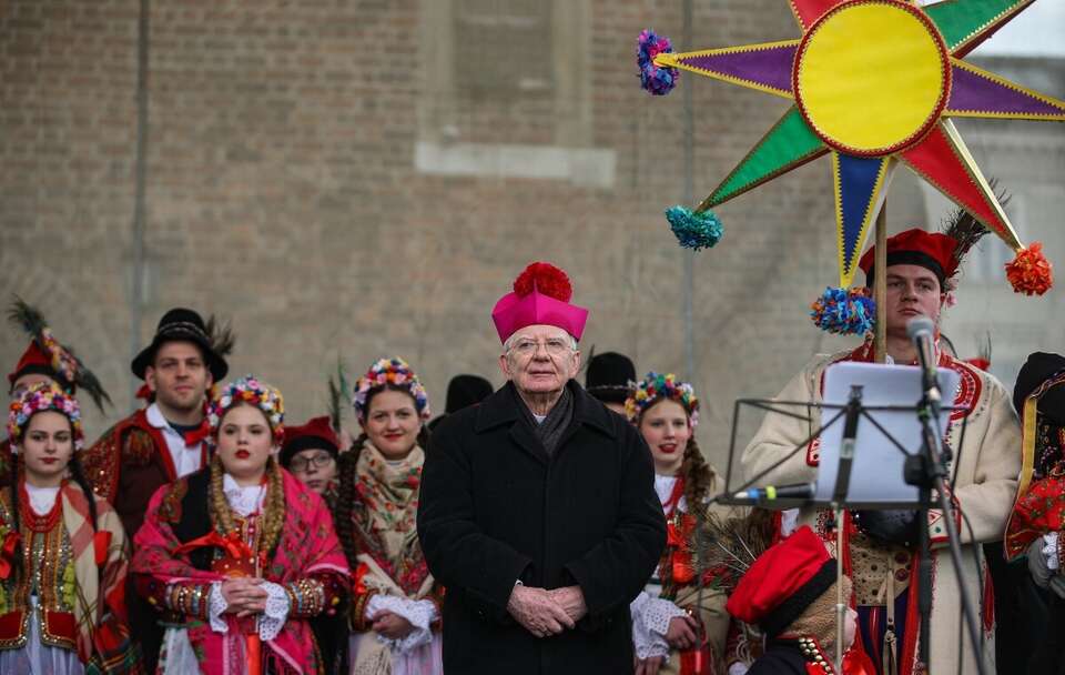 Abp Marek Jędraszewski podczas orszaku Trzech Króli w Krakowie / autor: PAP/Łukasz Gągulski