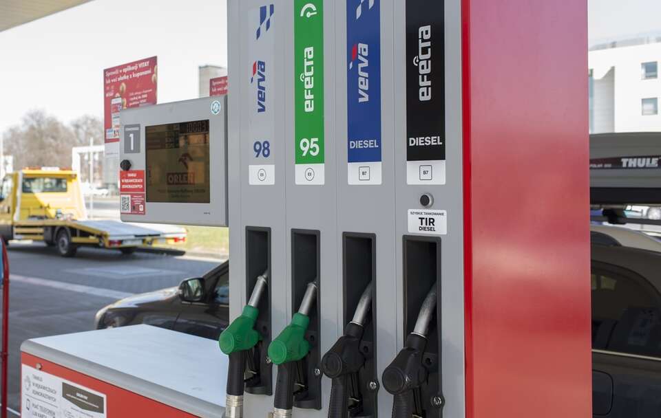 Ile ma kosztować paliwo w weekend? Znamy ceny maksymalne!
