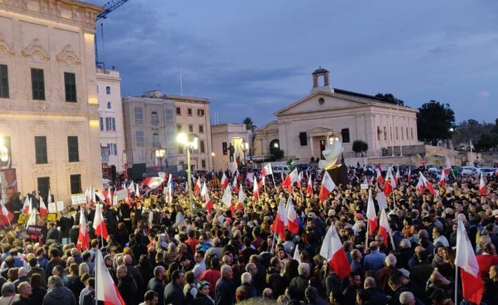 Protesty na Malcie / autor: twitter.com/RobertaMetsola