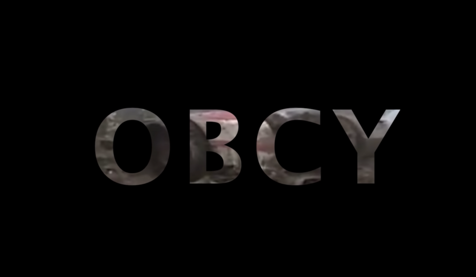 Kadr z filmu „Obcy. Co Tragedia Smoleńska mówi nam o Polsce?"  / autor: Youtube / Tomasz Rakowski