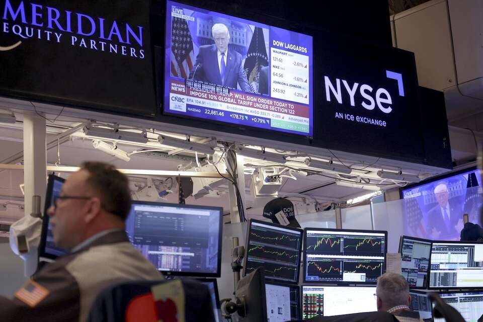 Trump nałożył 10-proc. globalne cło! "Ich decyzja była żałosna"