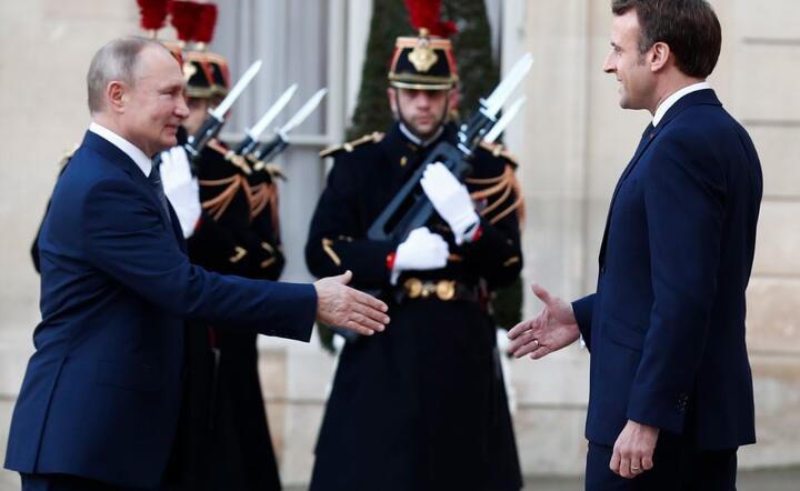 Władimir Putin i Emmanuel Macron / autor: PAP/EPA/IAN LANGSDON