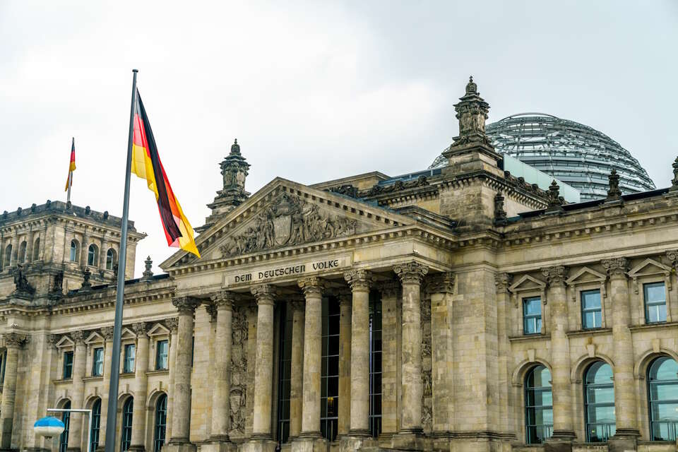 Lider AFD Alice Weidel najpopularniejszą niemiecką polityk wśród kobiet. Na zdjęciu niemiecki Bundestag / autor: Fratria