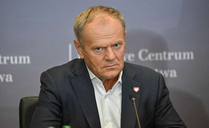 Premier Donald Tusk podczas specjalnej odprawy służb w Rządowym Centrum Bezpieczeństwa w Warszawie, 13 września 2026 / autor: PAP/Piotr Nowak