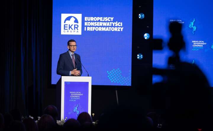 Były premier Mateusz Morawiecki przemawia na forum Samorządowego  Kongresu Trójmorza w Lublinie / autor: materiały prasowe Urzędu Marszałkowskiego Województwa Lubelskiego
