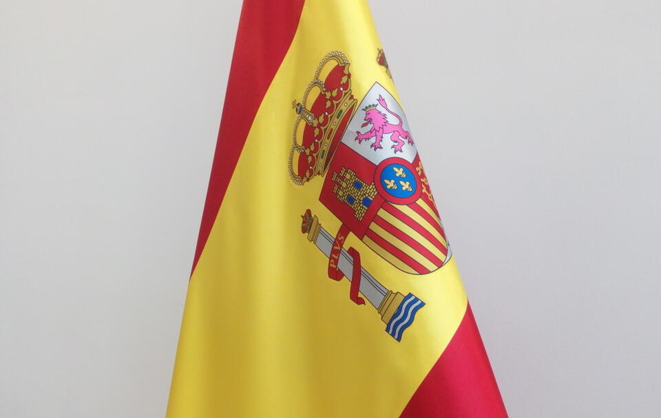 Flaga Hiszpanii / autor: Fratria