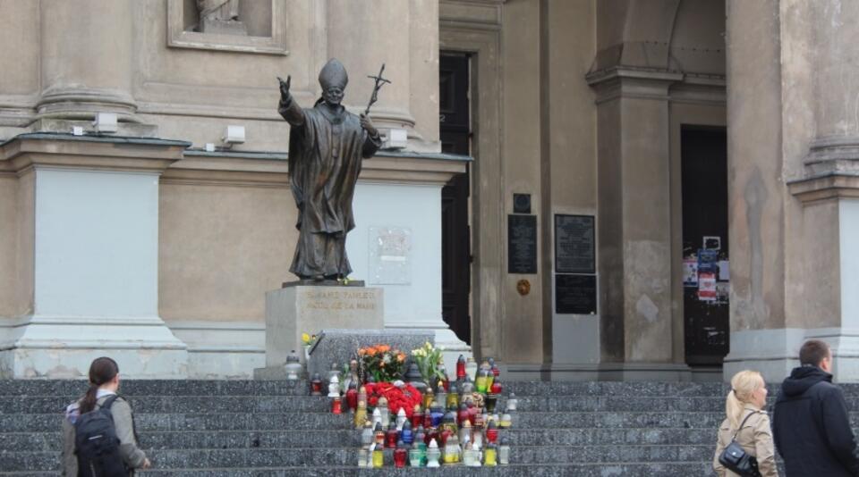 Pomnik św. Jana Pawła II / autor: Fratria