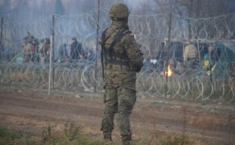SG: strona białoruska przygotowuje się dziś na dużą próbę forsowania granicy