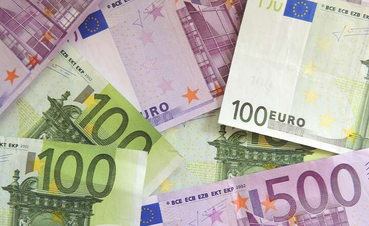 Na forex dostrzegamy umocnienie dolara, względem słabnącego euro / autor: Pixabay