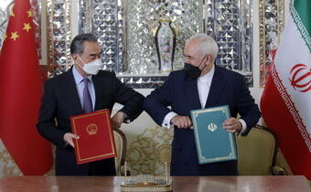 Iran i Chiny podpisały 25-letnią umowę o współpracy