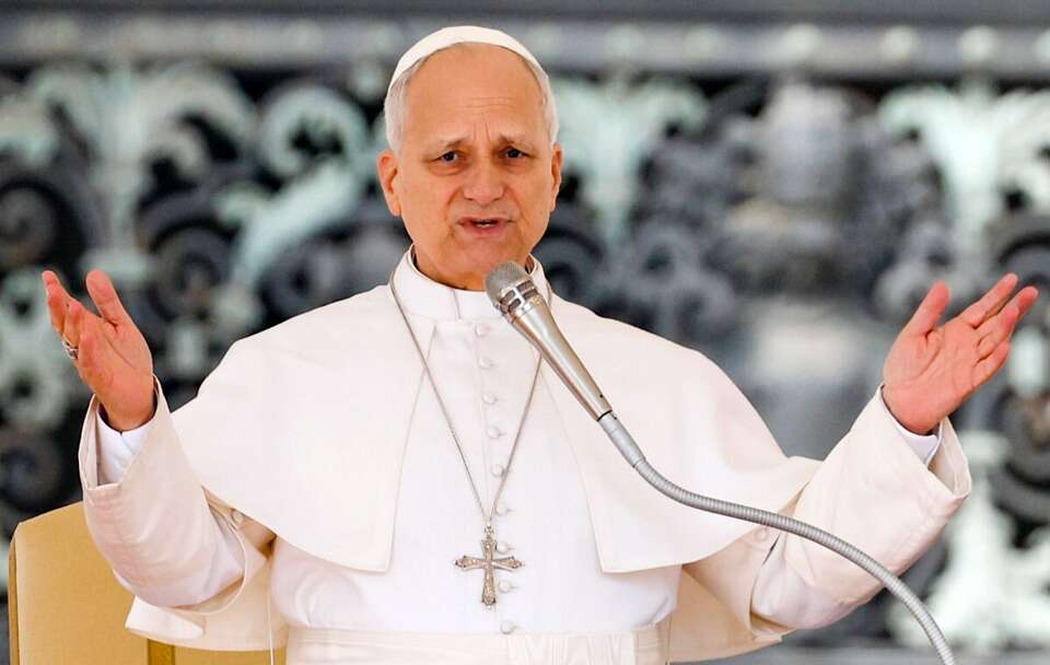 Papież Leon XIV  / autor: PAP/EPA/FABIO FRUSTACI