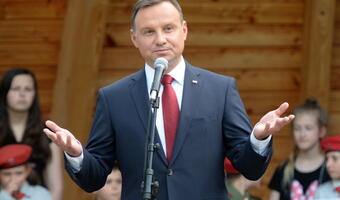 Prezydent: owoce polskiego rozwoju mają trafiać do zwykłych ludzi