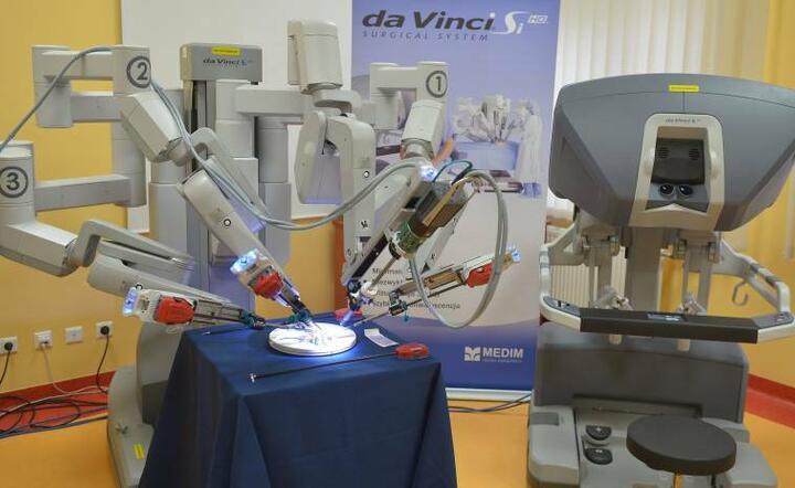 robot chirurgiczny Da Vinci / autor: PAP