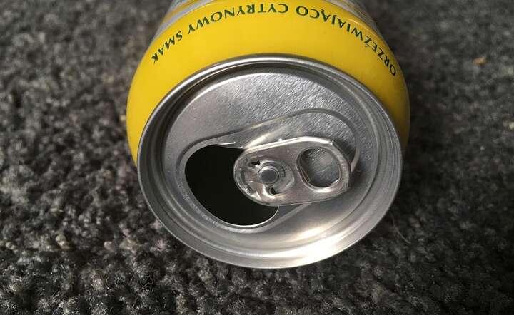 Ministerstwo Finansów planuje podniesienie stawek VAT na bezalkoholowe odpowiedniki napojów alkoholowych / autor: Pixabay