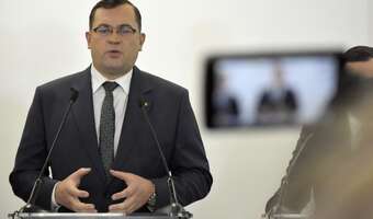 Zamiast rolnikom płacą TVN i "GW"