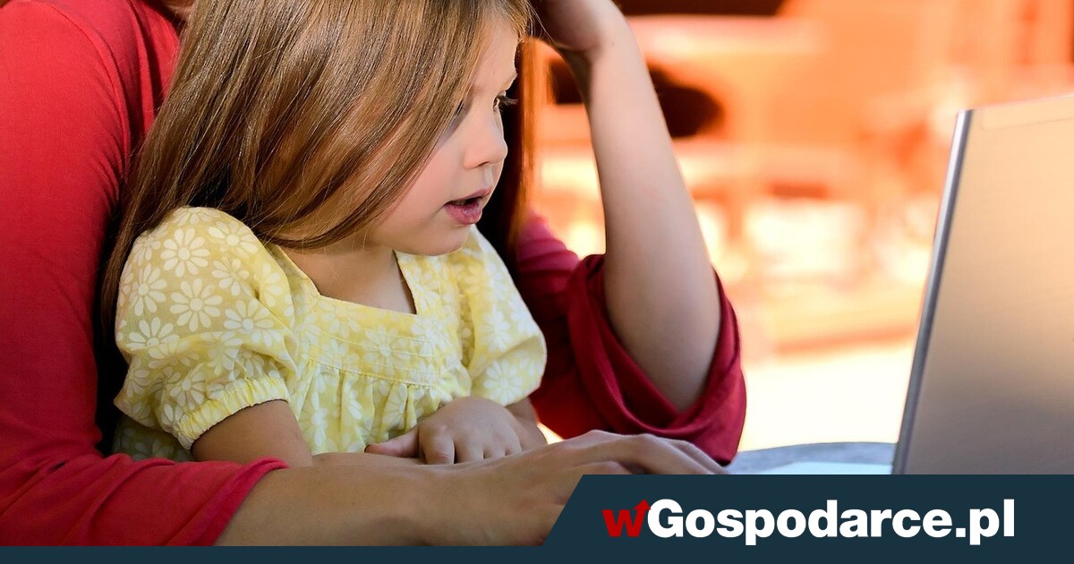 Sztuczna inteligencja już na stałe w tornistrze