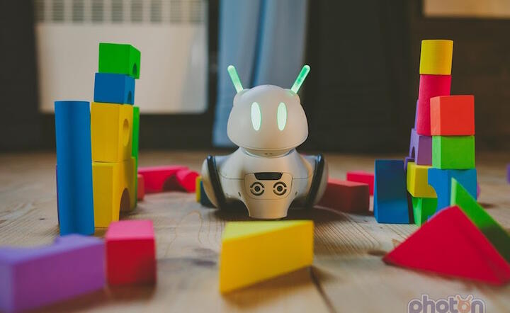 Sukces Photona, polskiego robota, który uczy dzieci programowania. Wkrótce ruszy produkcja