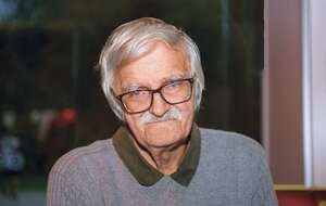 Prof. Stefan Ciara / autor: Biały Kruk / Michał Klag