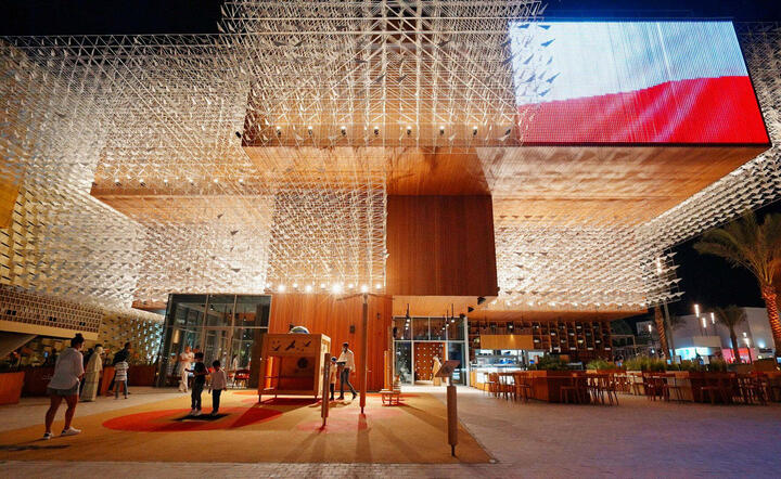 Dubaj, EXPO 2020. Pawilon Polski uznany za jeden z najpiękniejszych [zdjęcia]