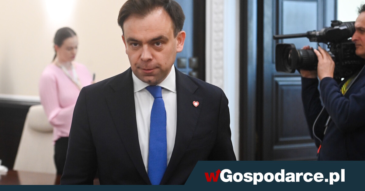 Рекордный дефицит через 3 месяца. Комментарии в сети