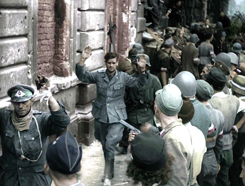 fot. www.1944.pl/kadr z filmu "Powstanie Warszawskie"