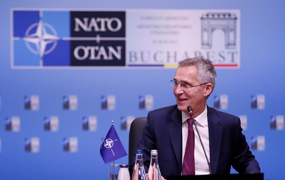 Sekretarz generalny NATO Jens Stoltenberg / autor: PAP/EPA/ROBERT GHEMENT