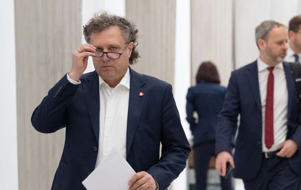 Wiceminister Jacek Karnowski podczas uroczystości w Senacie / autor: Fratria 