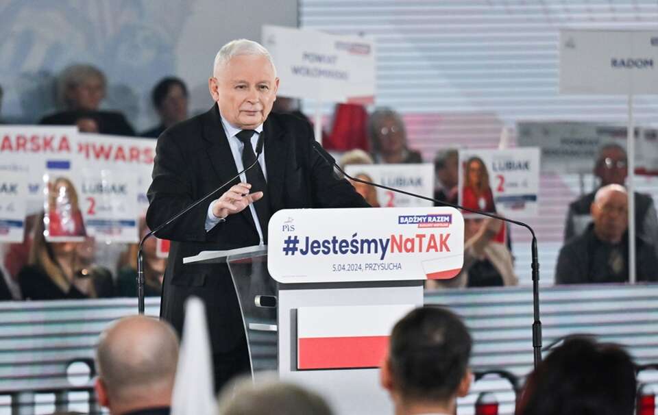 Jarosław Kaczyński na konwencji w Przysusze / autor: PAP/Piotr Polak