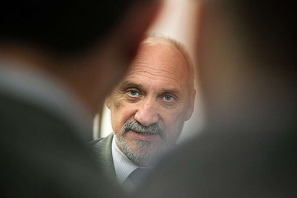 Szef parlamentarnego zespołu ds. zbadania przyczyn katastrofy TU-154M, poseł Antoni Macierewicz. Fot. PAP / Paweł Supernak