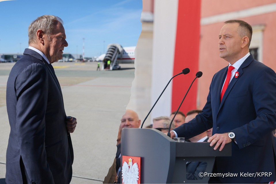 3 maja ujawnił totalną przepaść! Tusk znów uciekł od Polaków